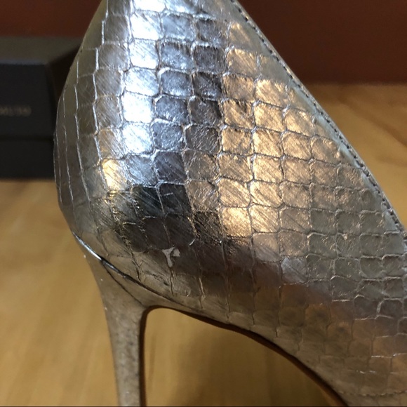 Vince Camuto Norida Silver Snake Heels Sz 7 - Picture 3 of 8